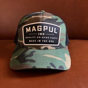 Magpul SnapBack- trucker hat